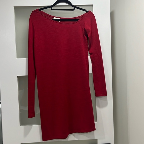 Aritzia wildfred free red off shoulder mini dress - Picture 1 of 3